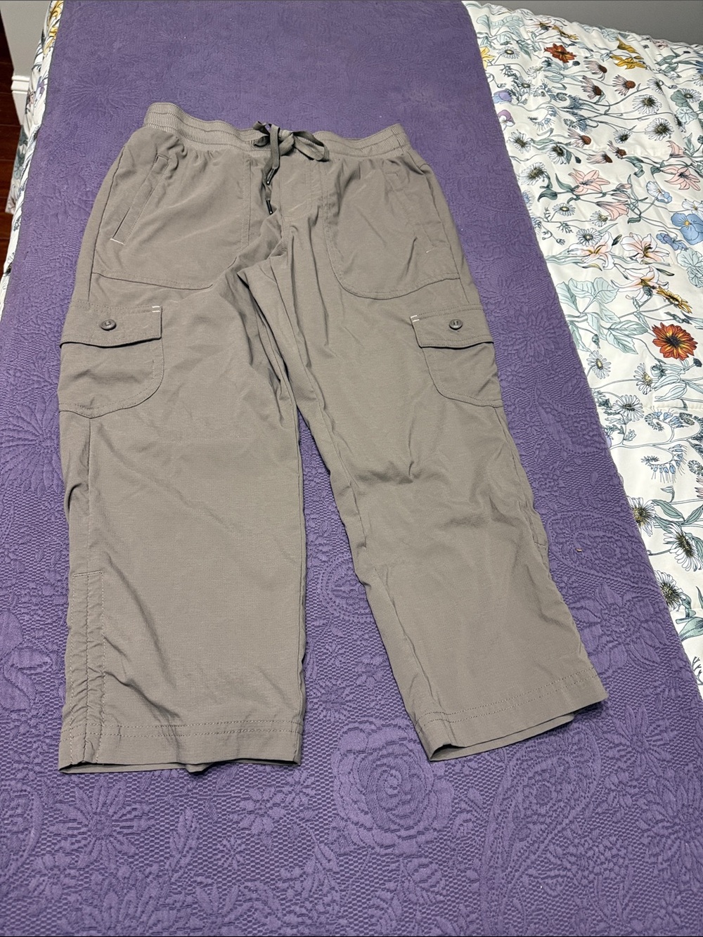 L.L. Bean Women's Vista Camp Crop Pants — XS